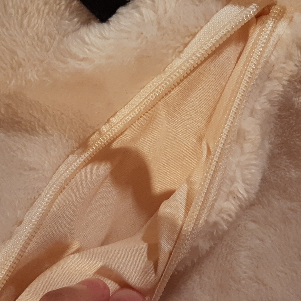 Soft Panda Bear Mini Handbag - Picture 5 of 7